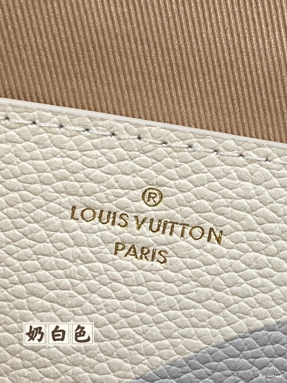 Cheap LOUIS On Chain VUITTON Wallet Métis 0822